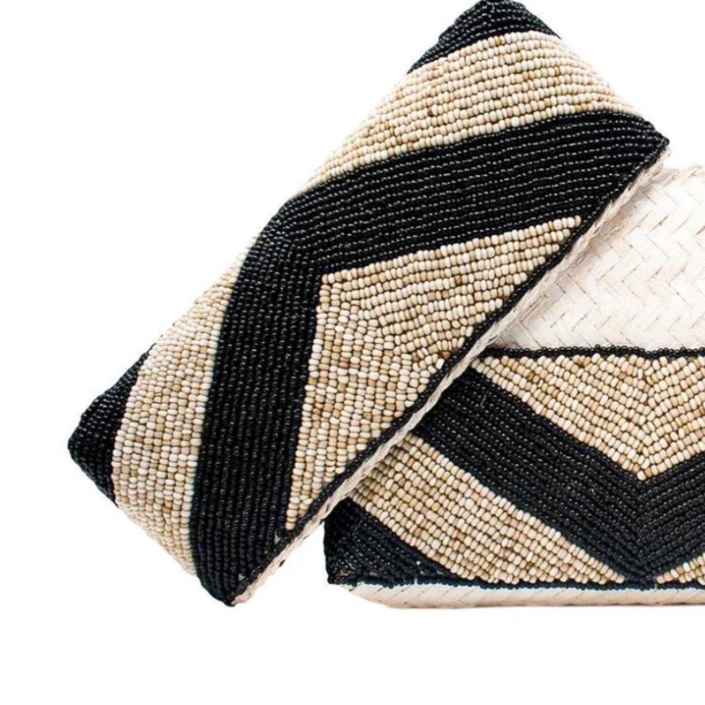 NWT Poppy Sage Zoe Beaded Clutch Black White Chevron Evening Bag